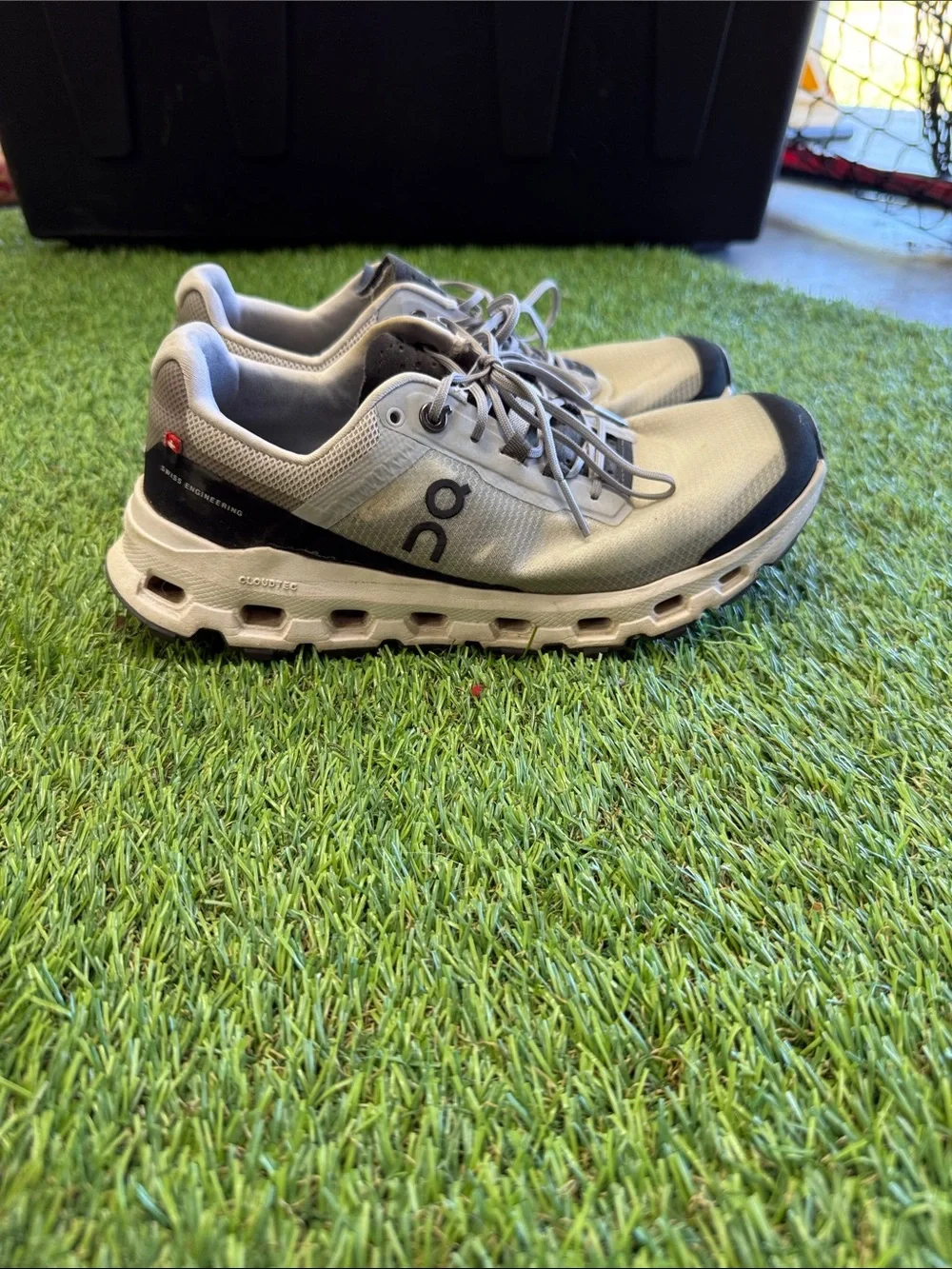 On Running Lightweight Sneakers in Light Gray and Black